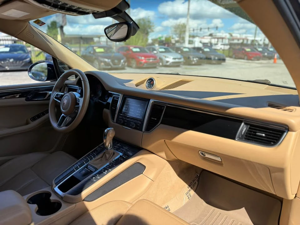 2015 Porsche Macan S - Image 7 of 11
