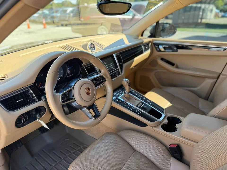 2015 Porsche Macan S - Image 9 of 11