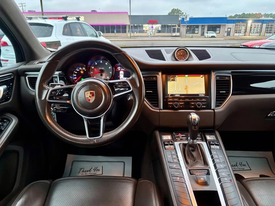 2015 Porsche Macan S - Image 15 of 20