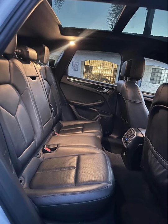 2015 Porsche Macan S - Image 12 of 13