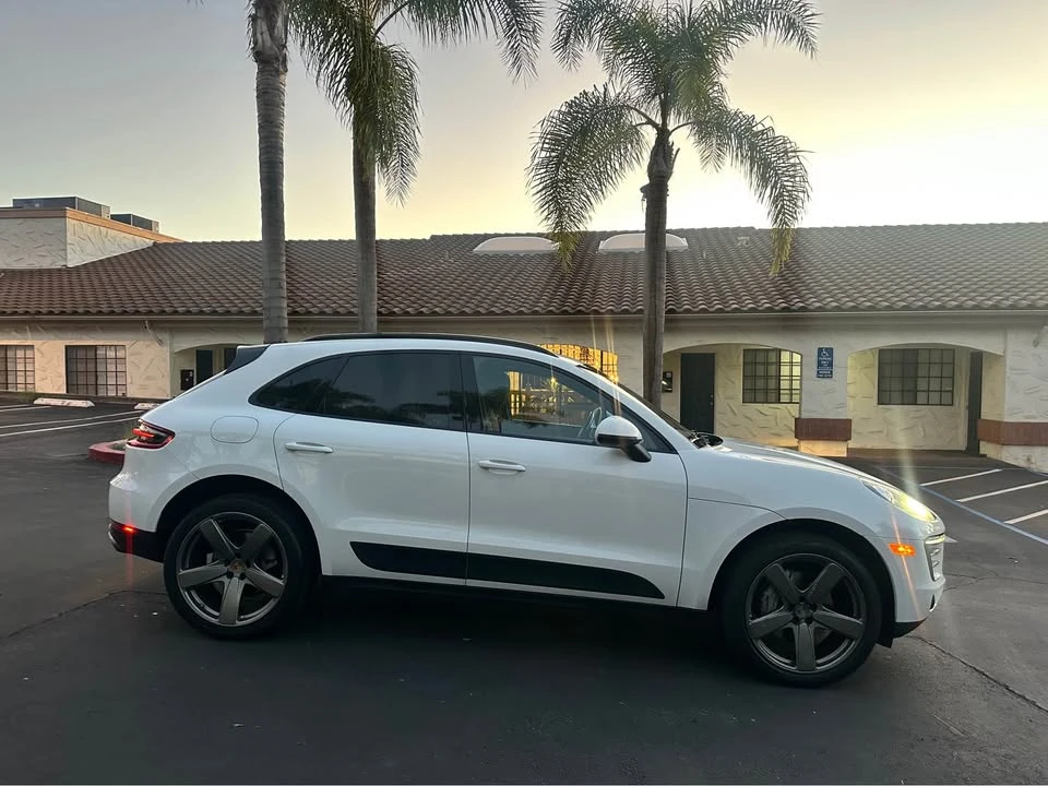 2015 Porsche Macan S - Image 2 of 13