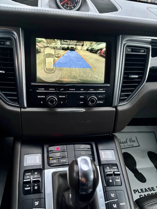 2015 Porsche Macan S - Image 19 of 20