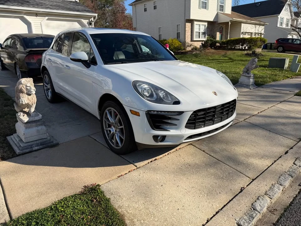 2015 Porsche Macan S - Image 2 of 8
