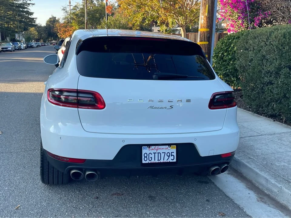 2015 Porsche Macan S - Image 2 of 9