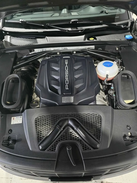 2015 Porsche Macan S - Image 13 of 15