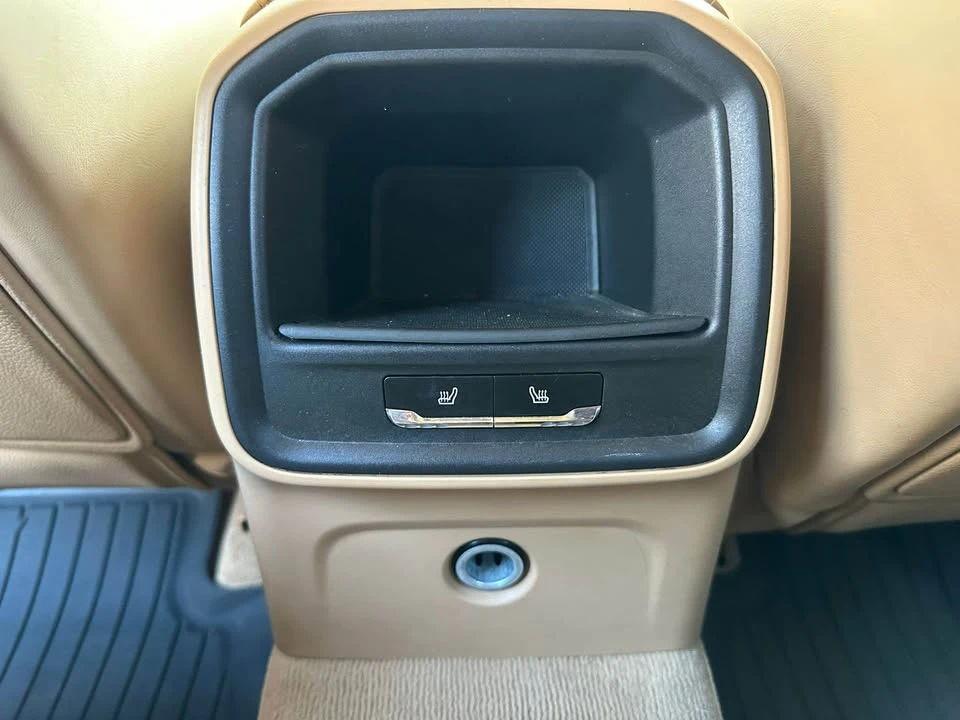 2015 Porsche Macan S - Image 15 of 17