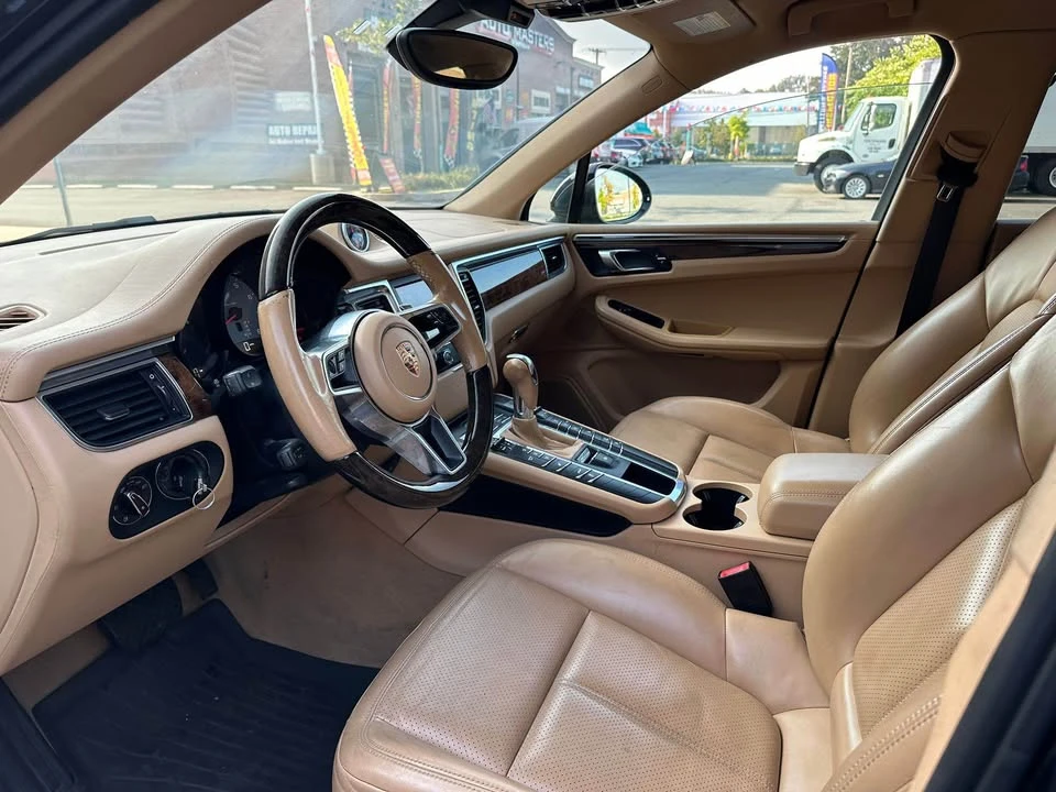 2015 Porsche Macan S - Image 9 of 17
