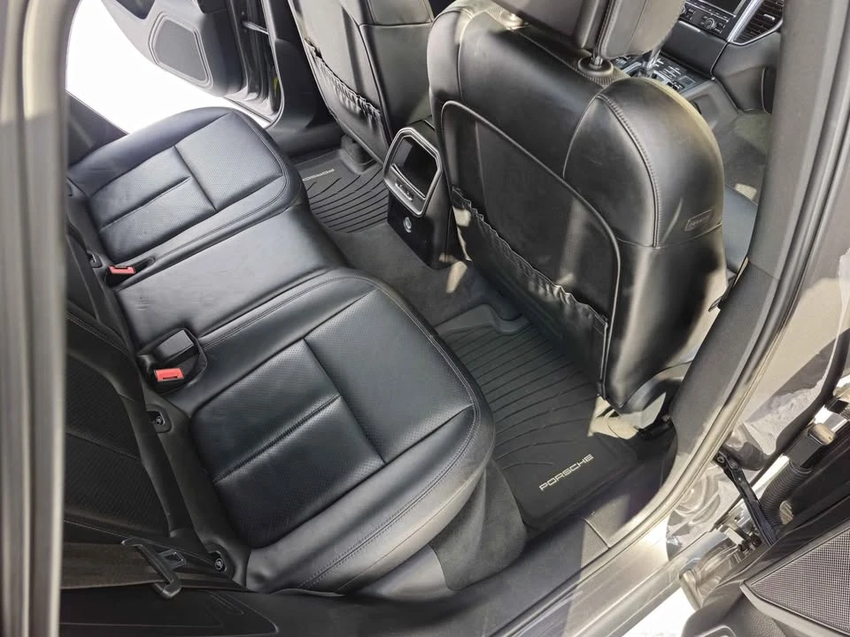 2015 Porsche Macan S - Image 17 of 20