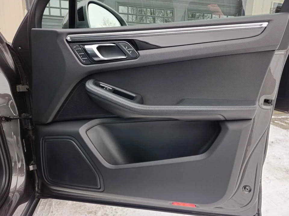 2015 Porsche Macan S - Image 18 of 20