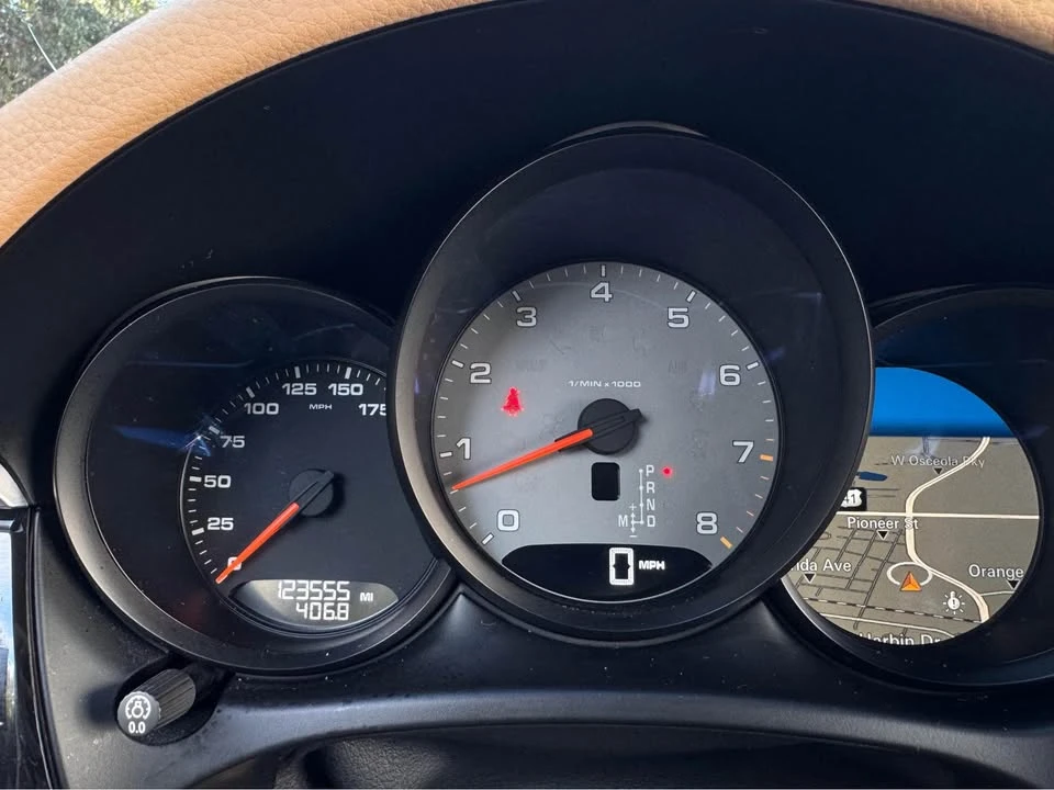 2015 Porsche Macan S - Image 17 of 18