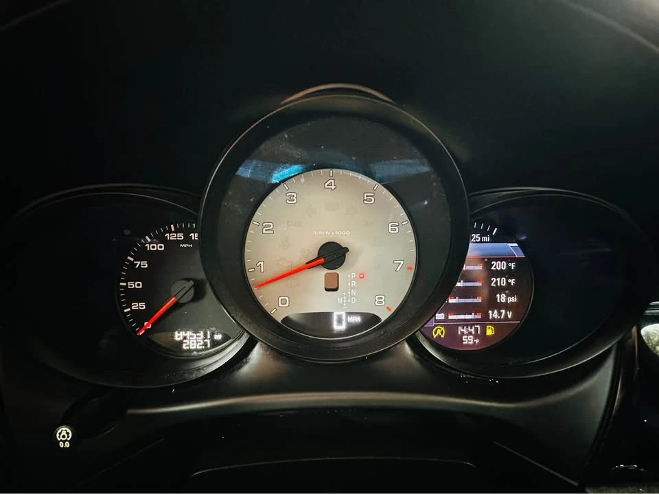 2015 Porsche Macan S - Image 16 of 19