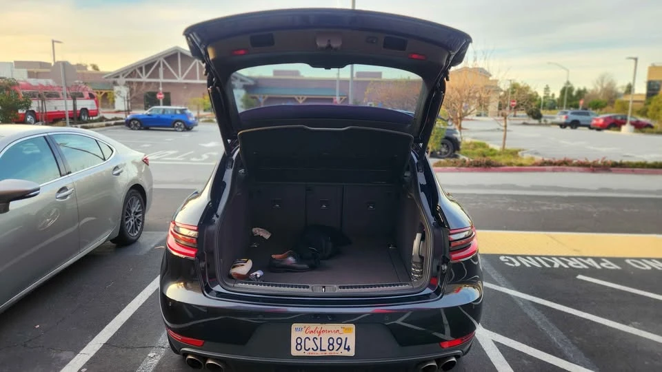 2015 Porsche Macan S - Image 11 of 17