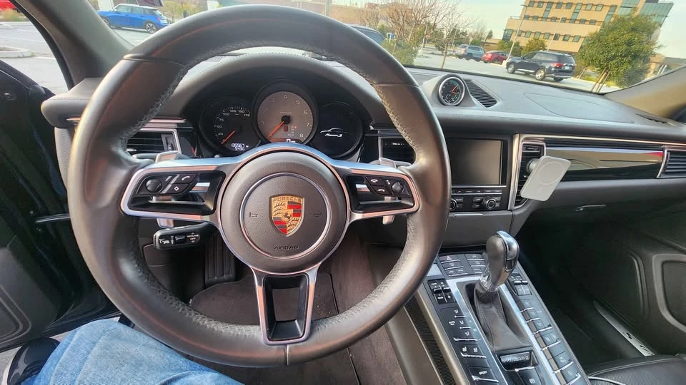 2015 Porsche Macan S - Image 5 of 17