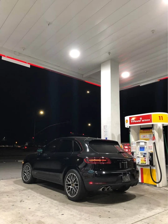 2015 Porsche Macan S - Image 16 of 17
