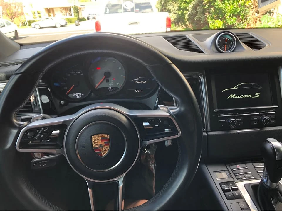 2015 Porsche Macan S - Image 9 of 17