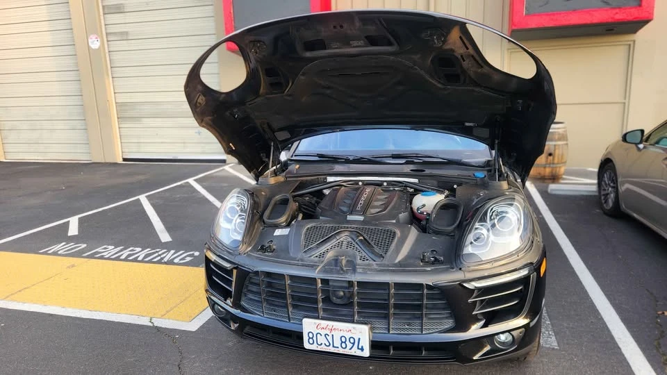 2015 Porsche Macan S - Image 10 of 17