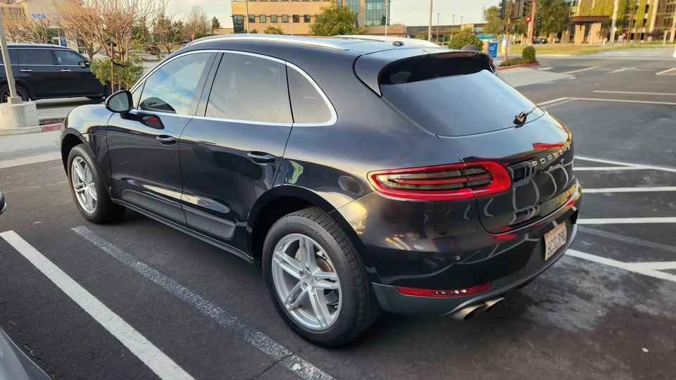 2015 Porsche Macan S - Image 2 of 17