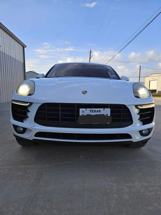 2015 Porsche Macan S - Image 2 of 18