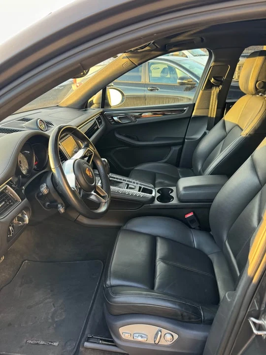 2015 Porsche Macan S - Image 9 of 19