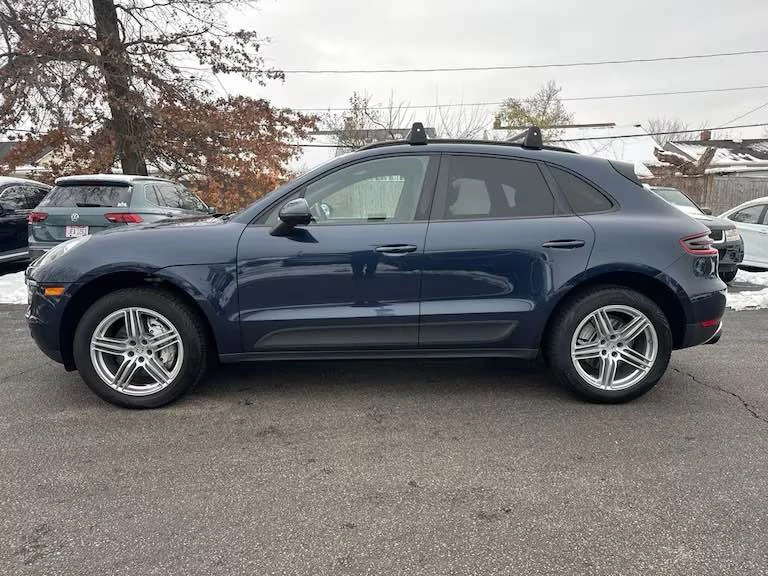 2015 Porsche Macan S - Image 2 of 9