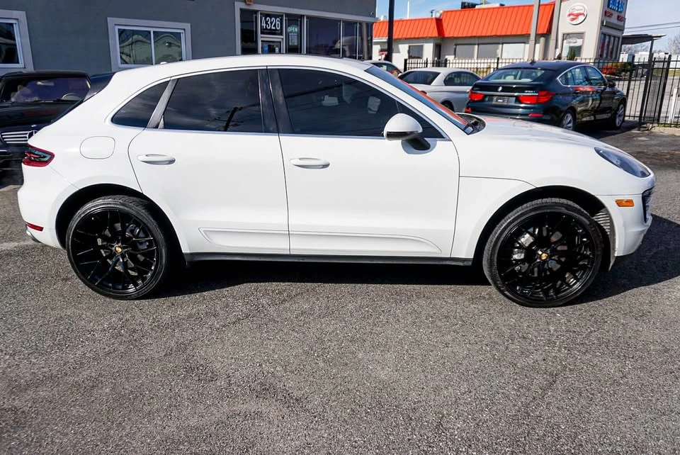 2015 Porsche Macan S - Image 9 of 19