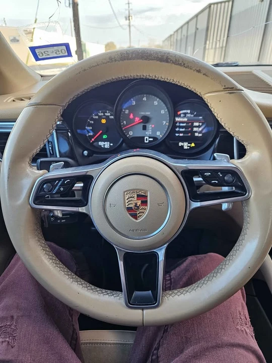 2015 Porsche Macan S - Image 14 of 18