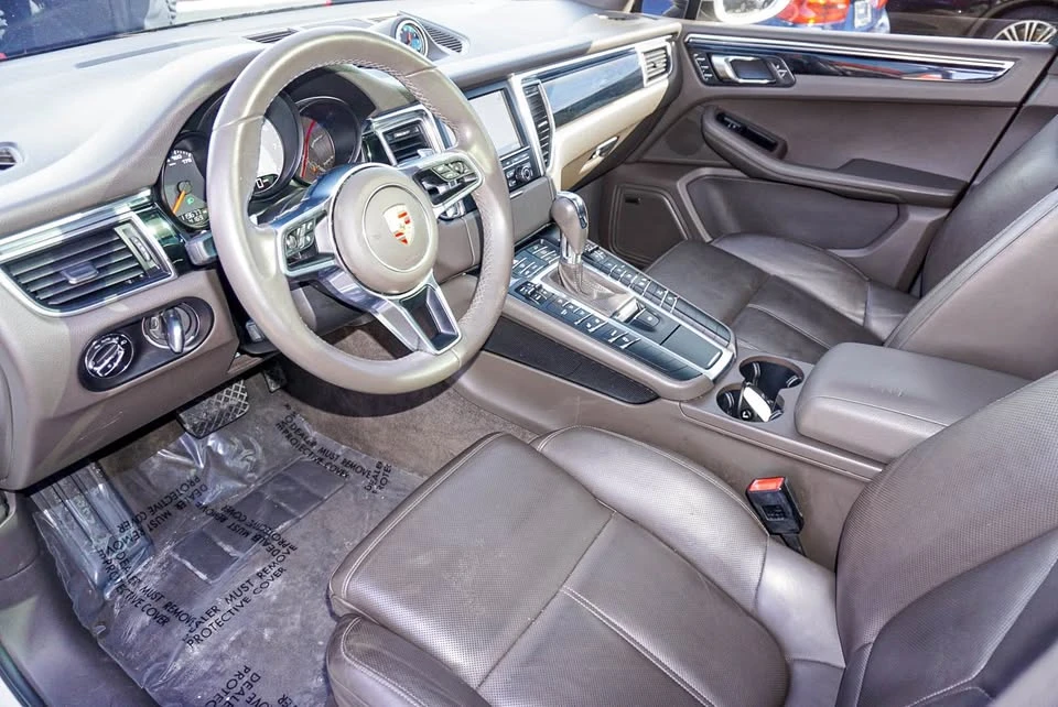 2015 Porsche Macan S - Image 10 of 19