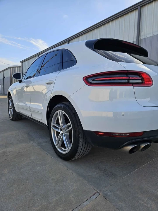 2015 Porsche Macan S - Image 8 of 18