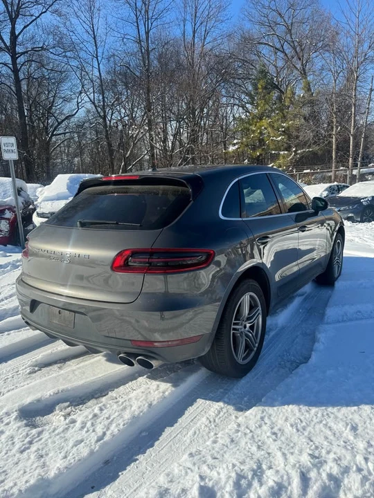 2015 Porsche Macan S - Image 2 of 3