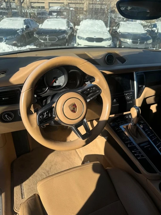 2015 Porsche Macan S - Image 3 of 3
