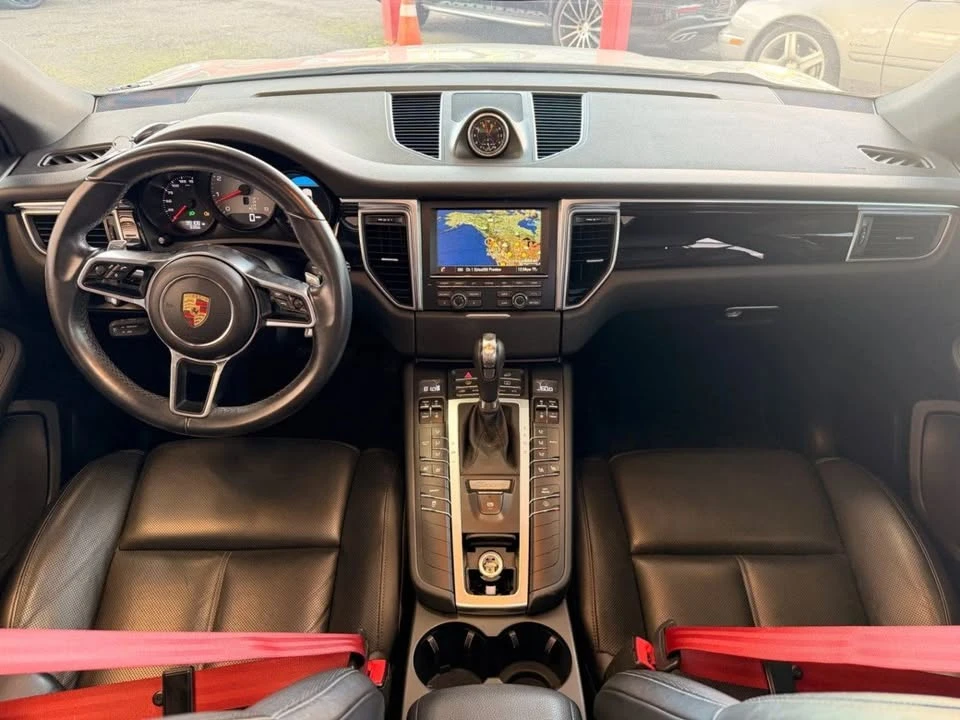 2015 Porsche Macan S - Image 11 of 20