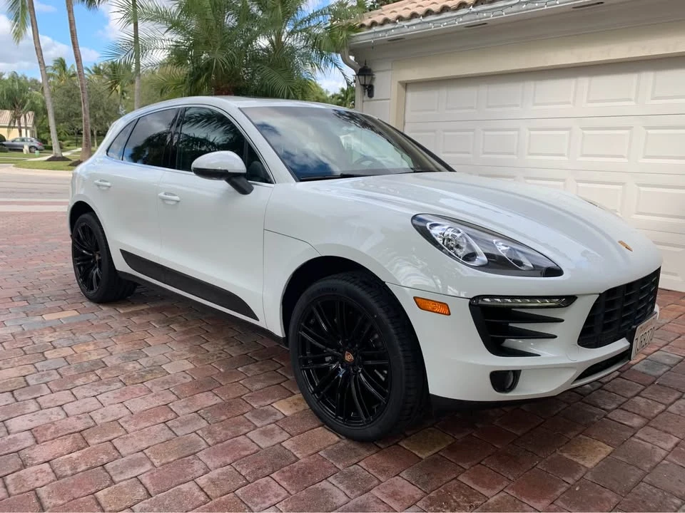 2015 Porsche Macan S - Image 8 of 9