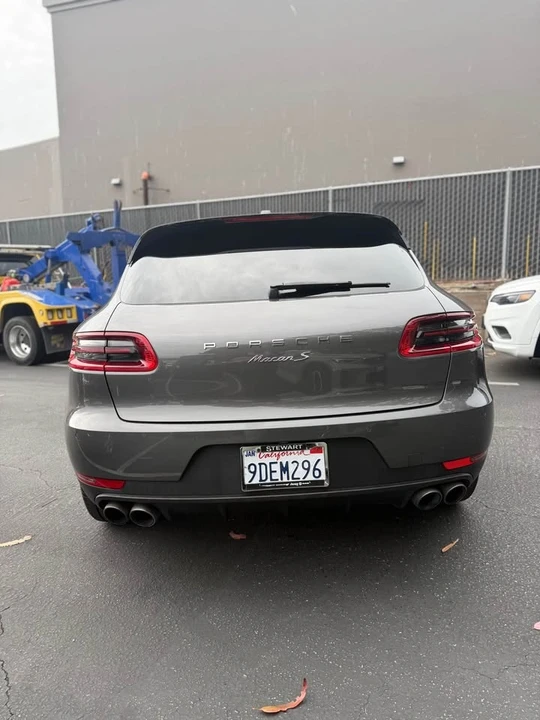2015 Porsche Macan - Image 3 of 10
