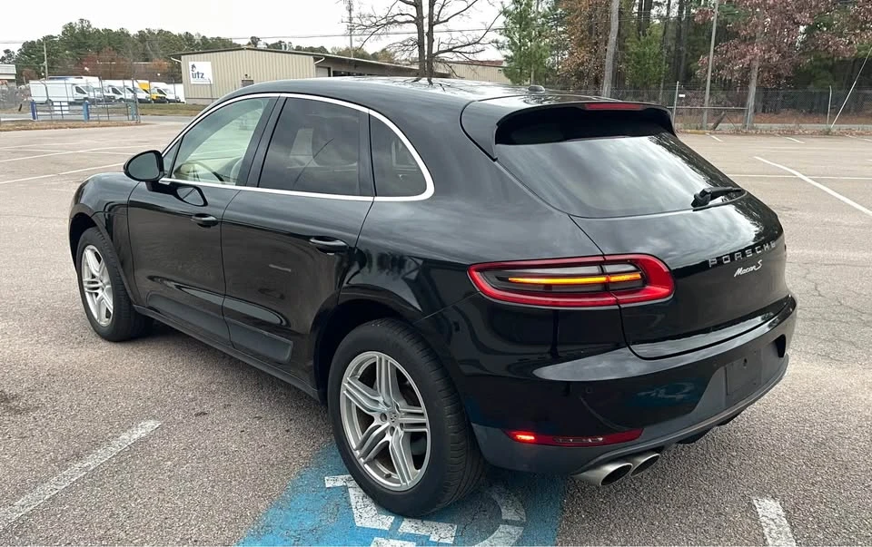 2015 Porsche Macan - Image 3 of 19
