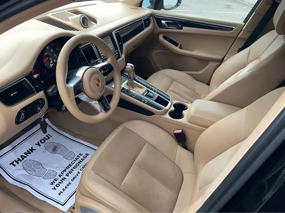 2015 Porsche Macan - Image 9 of 19