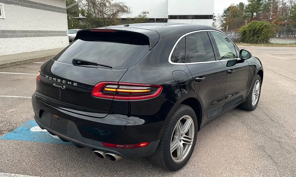 2015 Porsche Macan - Image 4 of 19