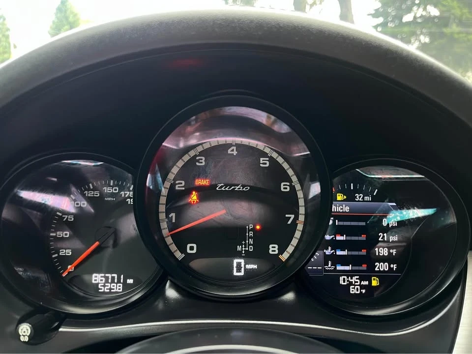 2015 Porsche Macan Turbo - Image 8 of 19