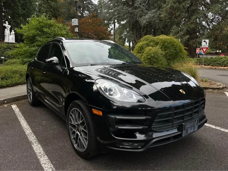 2015 Porsche Macan Turbo - Image 3 of 19