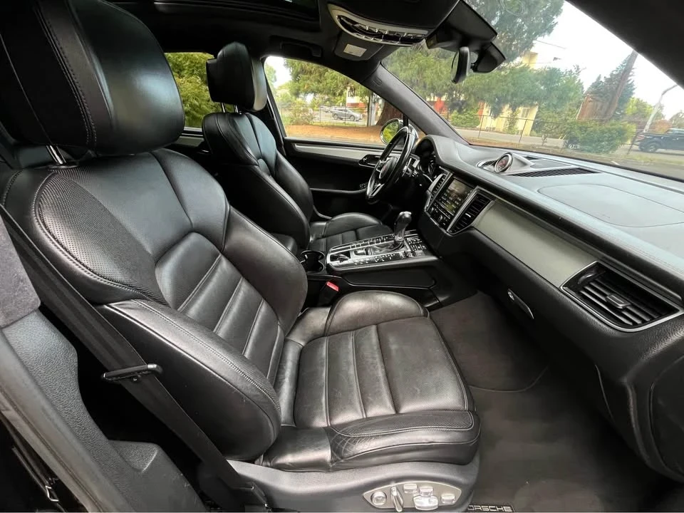 2015 Porsche Macan Turbo - Image 10 of 19