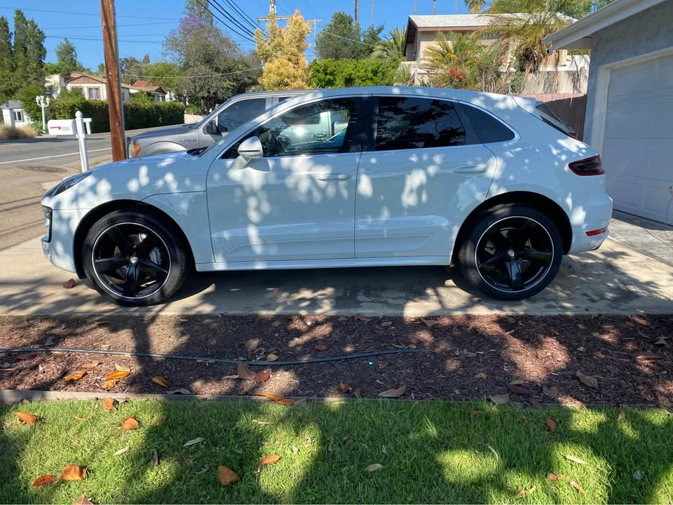2015 Porsche Macan Turbo - Image 2 of 16