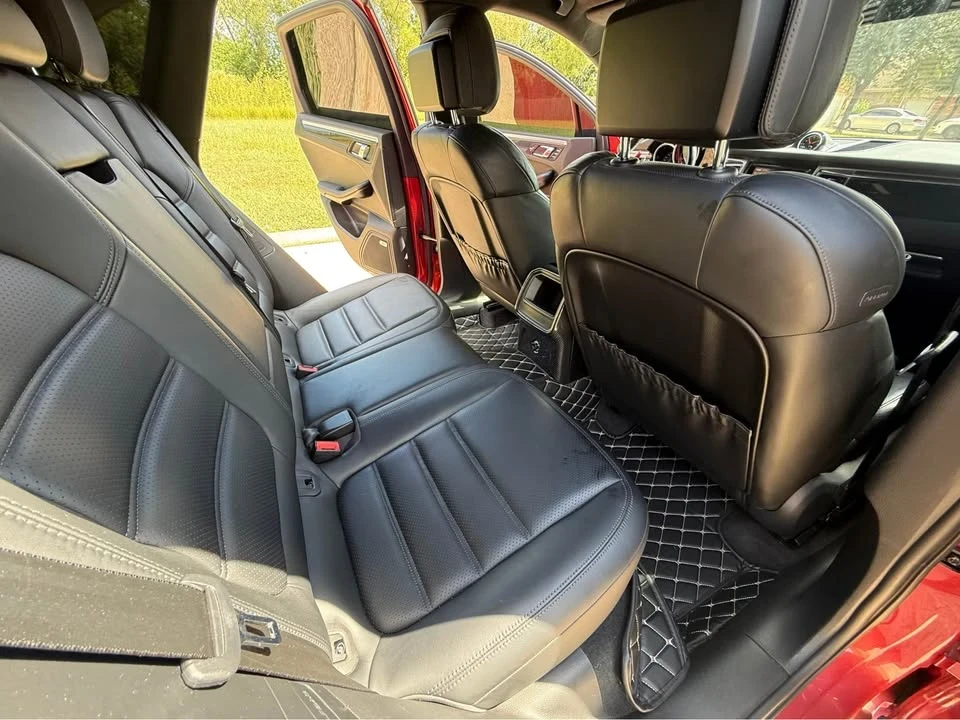 2015 Porsche Macan Turbo - Image 13 of 20