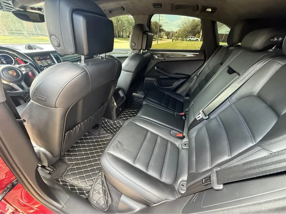 2015 Porsche Macan Turbo - Image 11 of 20