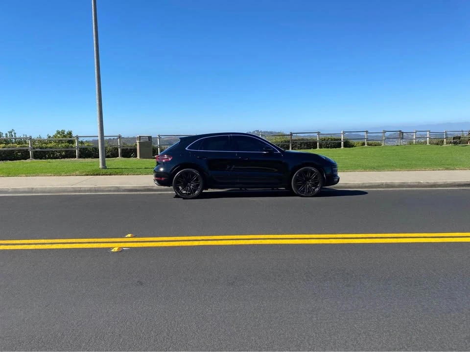 2015 Porsche Macan Turbo - Image 8 of 15