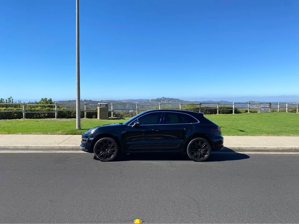 2015 Porsche Macan Turbo - Image 4 of 15