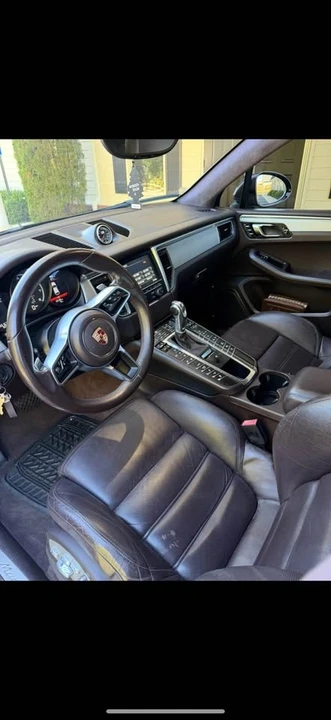 2015 Porsche Macan Turbo - Image 8 of 15