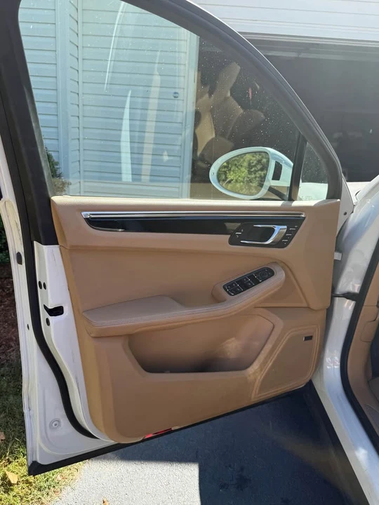 2015 Porsche Macan Turbo - Image 5 of 16