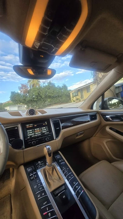 2015 Porsche Macan Turbo - Image 5 of 7