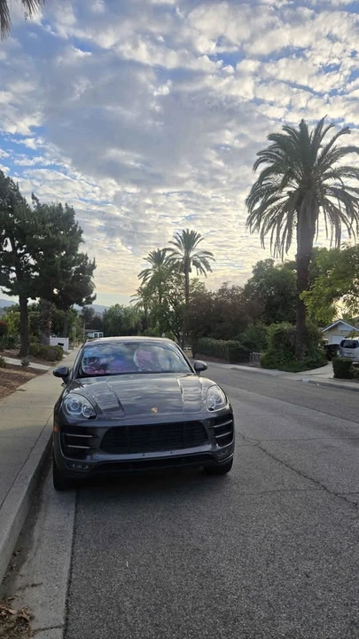 2015 Porsche Macan Turbo - Image 2 of 7