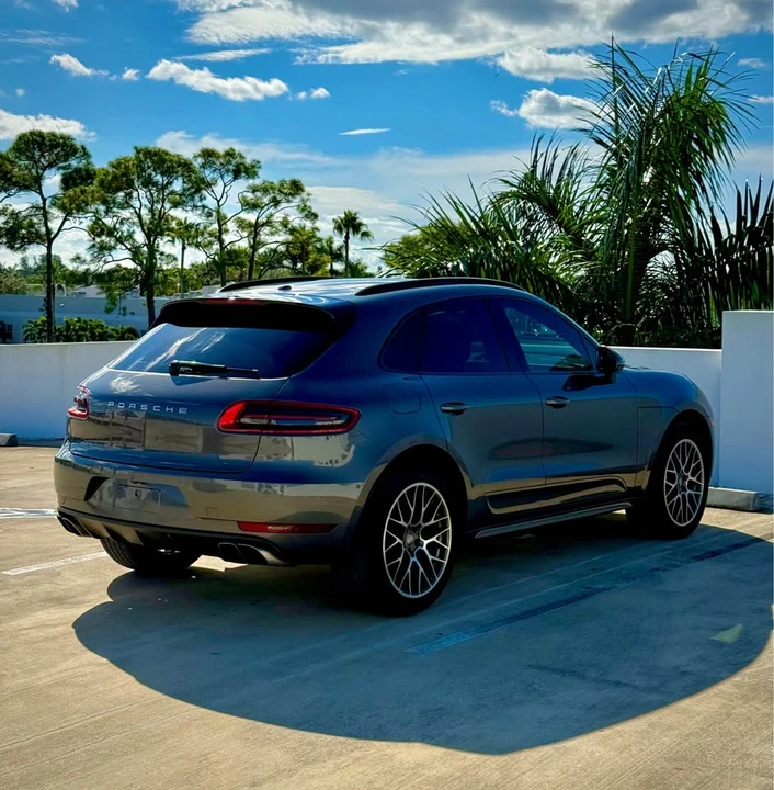 2015 Porsche Macan Turbo - Image 4 of 15
