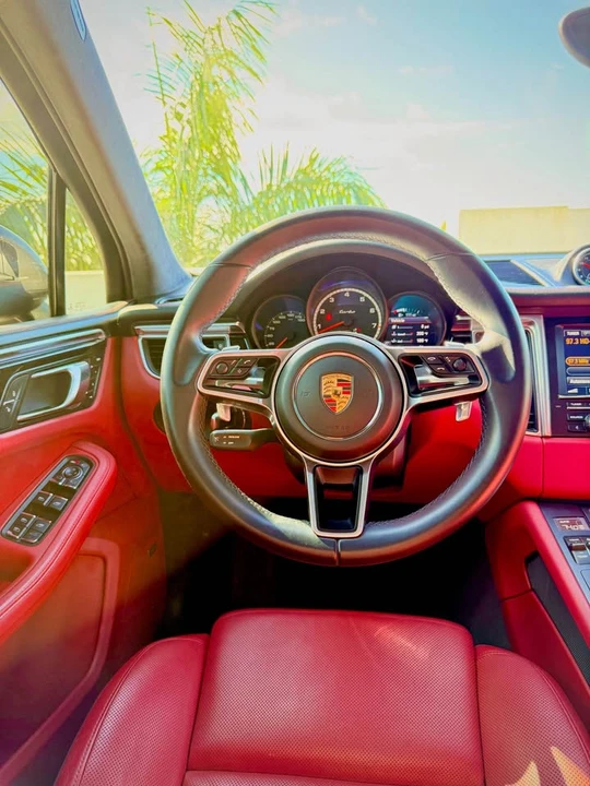 2015 Porsche Macan Turbo - Image 13 of 15
